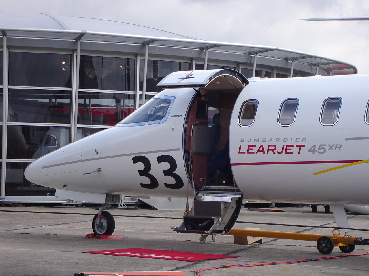 learjet door